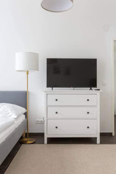 Free Parking I 500 Mbit Wifi I Kingsize Bed Appartement Wenen